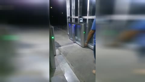 智慧通行新纪元 百顺门控人脸识别闸机与速通门系统深度解析